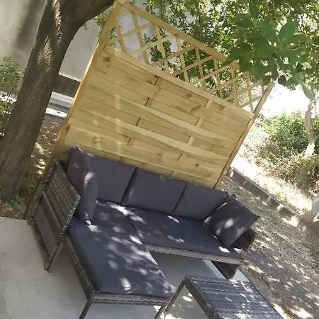 Dora 2 Apartamento *