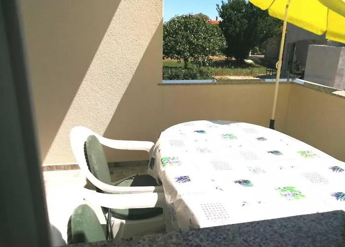 Apartmán Dora 2 *