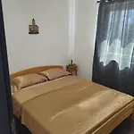 Dora 2 Apartman Bibinje